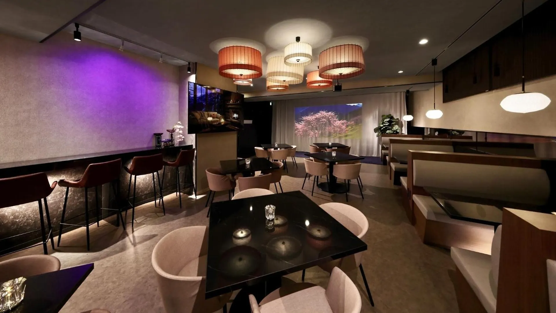 Kuromon Crystal Hotel - Vacation Stay 86115V Osaka